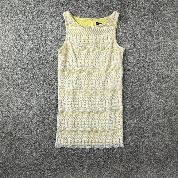 Jessica Howard Dresses & Skirts - Jessica Howard Yellow White Lace Shift Dress Sleeveless Petite 10P